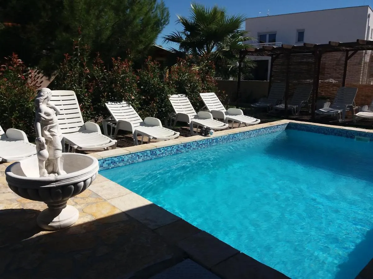 Bed & Breakfast Villa Caesar Vir