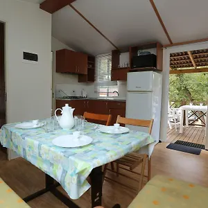 Ferienpark Mobile Homes Comfort Capri Bijela Uvala ****